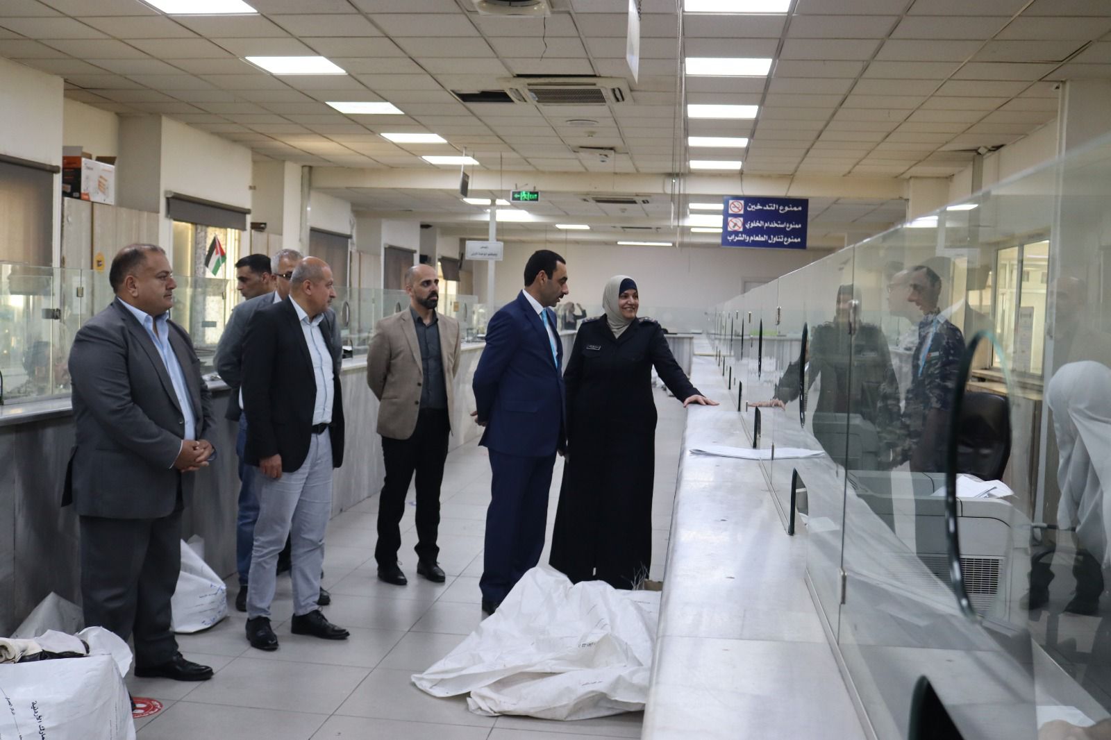 مهيدات يبحث في البريد الأردني آليات تنفيذ عدة مشاريع مشتركة