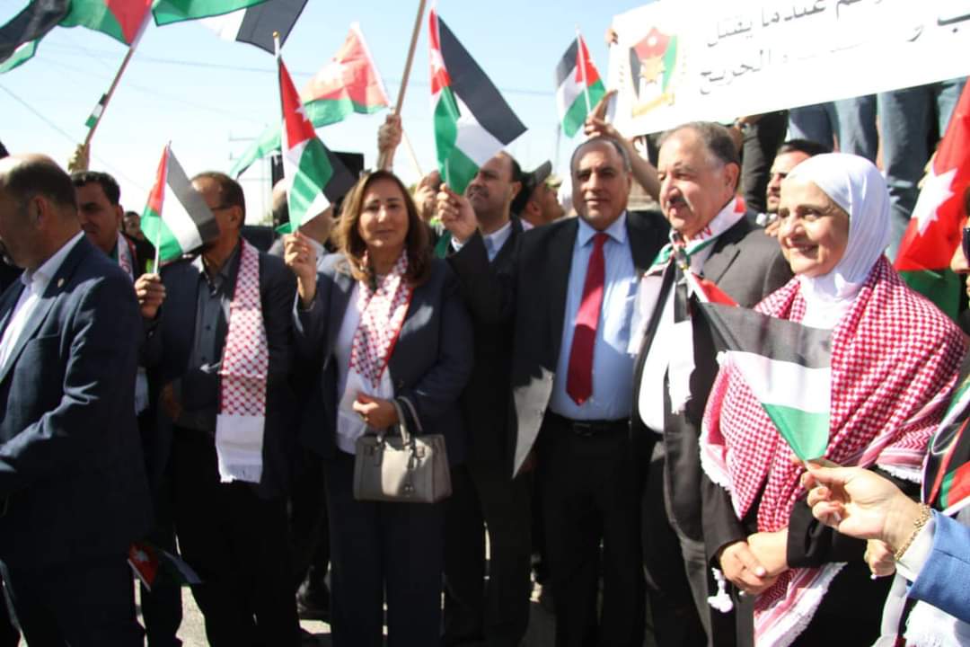 صورة حول : الميثاق الوطني يعقد وقفة تضامنية في عجلون ويؤكد الوقوف مع الأهل في غرة الميثاق الوطني يعقد وقفة تضامنية في عجلون ويؤكد الوقوف مع الأهل في غرة