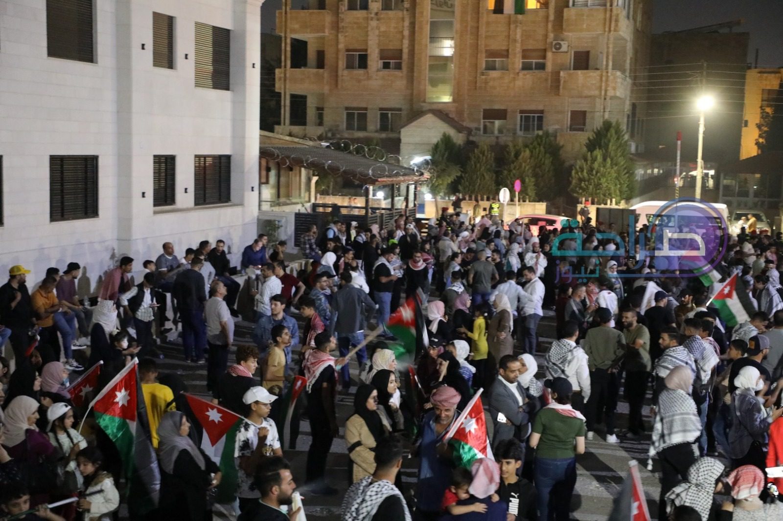 صورة حول : فيديو وصور ... وقفة تضامنية دعما لغزة بمحيط مسجد الكالوتي فيديو وصور ... وقفة تضامنية دعما لغزة بمحيط مسجد الكالوتي