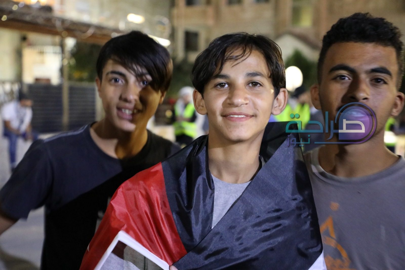 صورة حول : فيديو وصور ... وقفة تضامنية دعما لغزة بمحيط مسجد الكالوتي فيديو وصور ... وقفة تضامنية دعما لغزة بمحيط مسجد الكالوتي