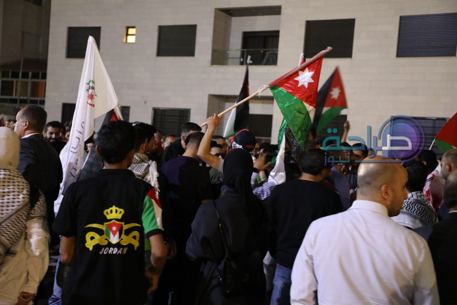 صورة حول : فيديو وصور ... وقفة تضامنية دعما لغزة بمحيط مسجد الكالوتي فيديو وصور ... وقفة تضامنية دعما لغزة بمحيط مسجد الكالوتي