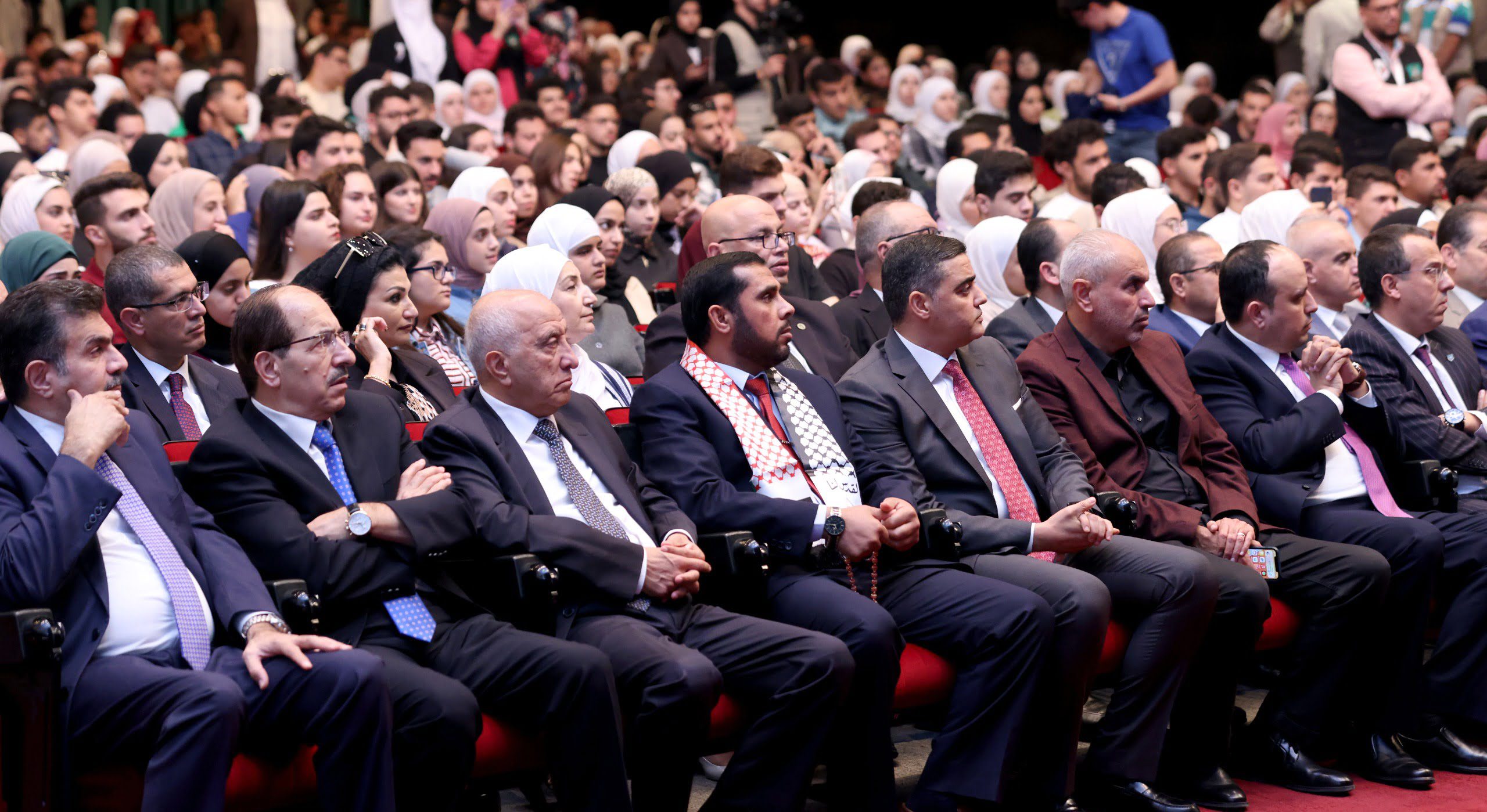 فيديو .. الصفدي يطلق من الجامعة الاردنية مبادرة العلمين
