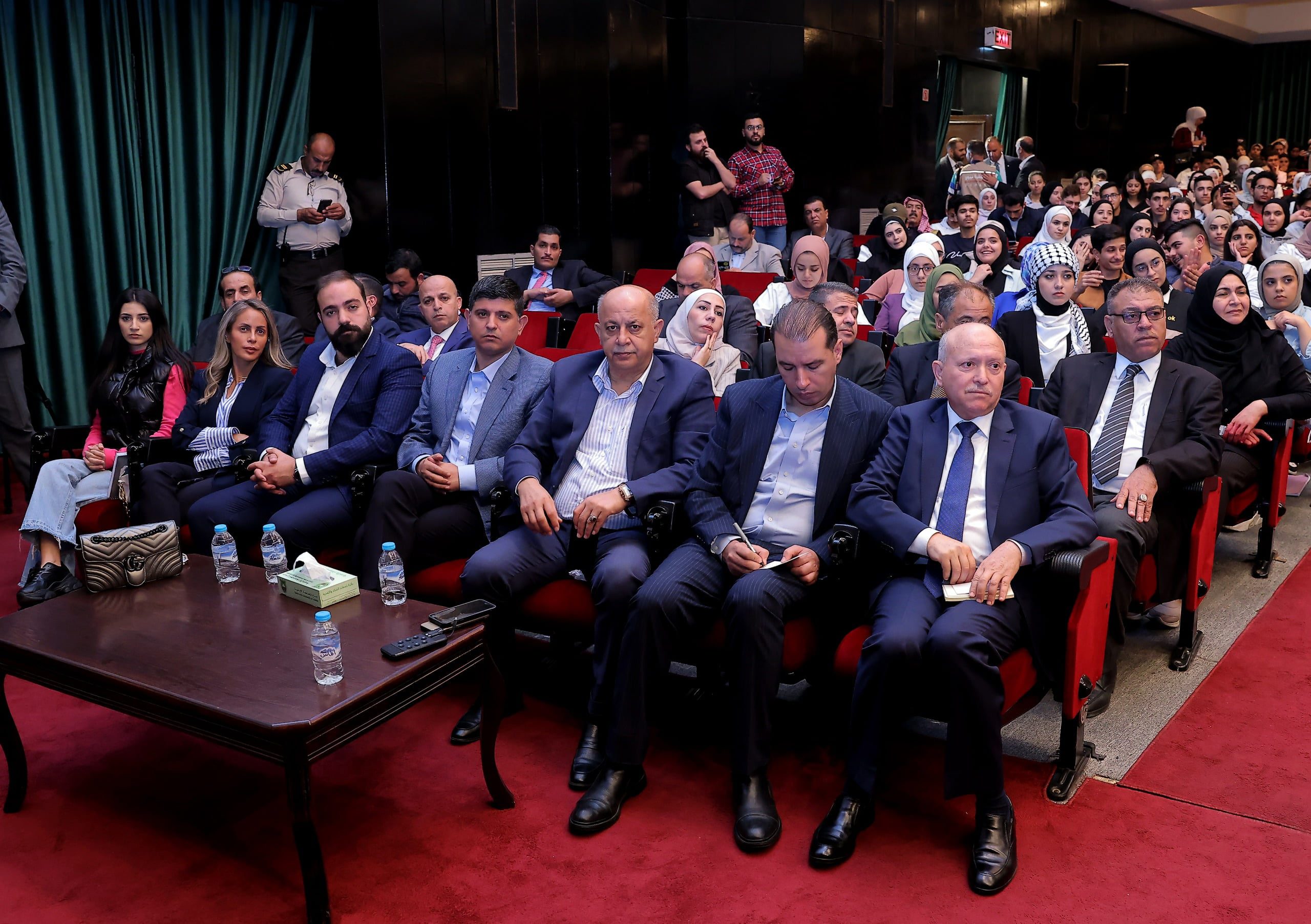 فيديو .. الصفدي يطلق من الجامعة الاردنية مبادرة العلمين
