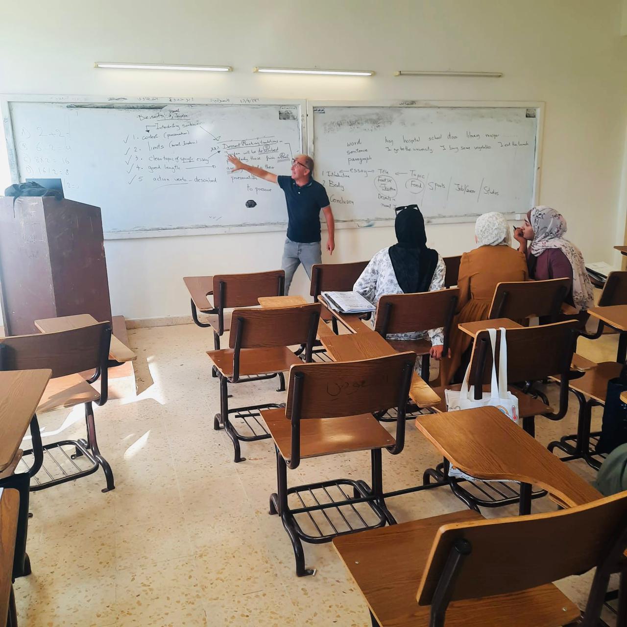 صورة حول : ورشة عمل حول كتابة الأوراق البحثية في الطفيلة التقنية ورشة عمل حول كتابة الأوراق البحثية في الطفيلة التقنية