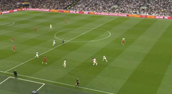 رابطة الحكام بالدوري الإنجليزي تعتذر من ليفربول