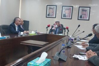 النائب الذنيبات : اللجنة القانونية تبحث مع مختصين الاتفاقيات مع الاحتلال