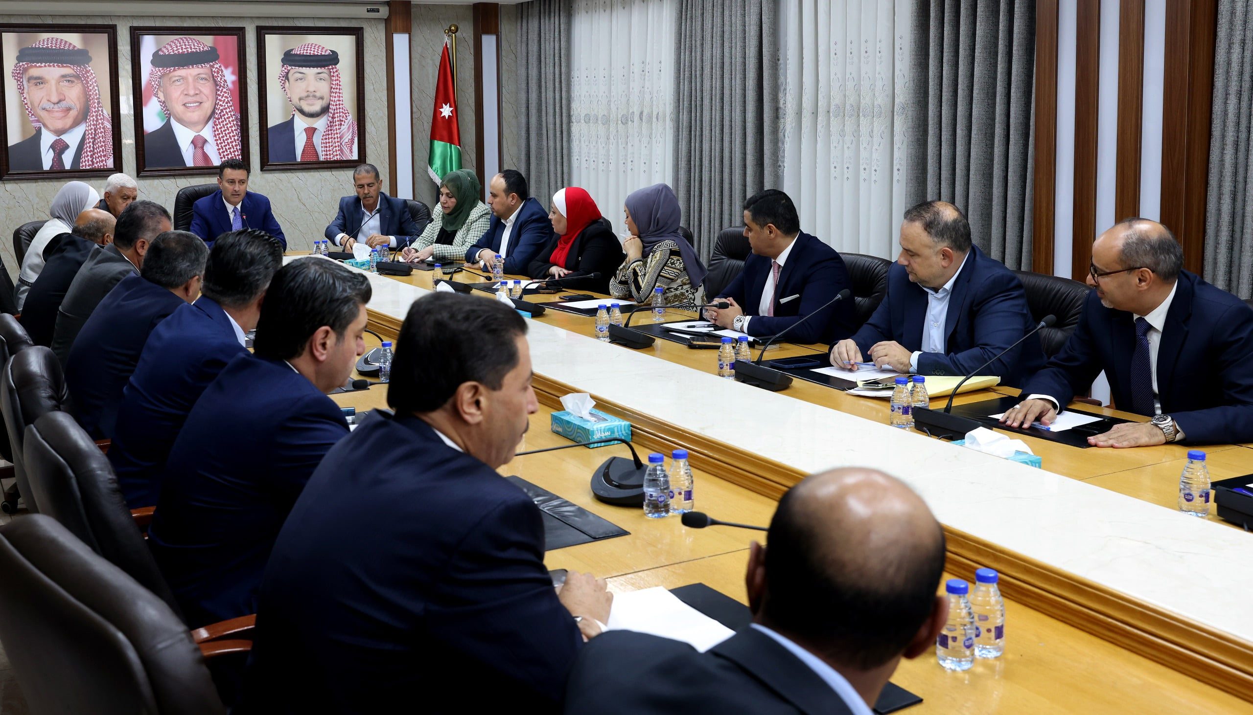 الصفدي و"دائم النواب" ورؤساء اللجان النيابية: سنبقى خلف قيادتنا<br />في جبهة متينة دعما للأشقاء الفلسطينيين
