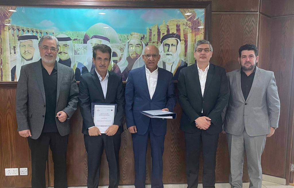 صورة حول : توقيع إتفاقية بيع وشراء الغاز الطبيعي بين المناصير للزيوت والمحروقات و شركة البترول الوطنية توقيع إتفاقية بيع وشراء الغاز الطبيعي بين المناصير للزيوت والمحروقات و شركة البترول الوطنية