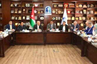 مدير عام الغذاء والدواء يلتقي مستوردي المواد الغذائية