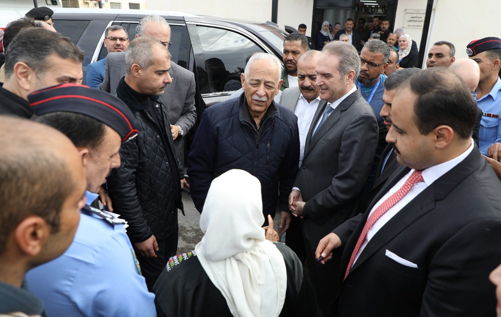 العيسوي يتفقد مبادرات ملكية برفقة وزيرا الأشغال والمياه