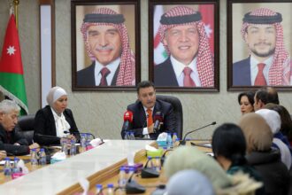 الصفدي يلتقي طالبات من اليرموك ويؤكد أن قوة الأردن تشكل سنداً لفلسطين وشعبها الصامد