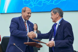 رئيس الطفيلة التقنية يفتتح أعمال المؤتمر الدولي "الذكرى 75 لكلية هندسة التعدين والبترول" في أوفا الروسية