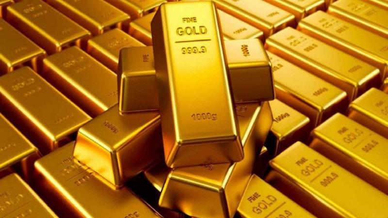 الذهب عالمياً قرب أدنى مستوى في 3 أسابيع