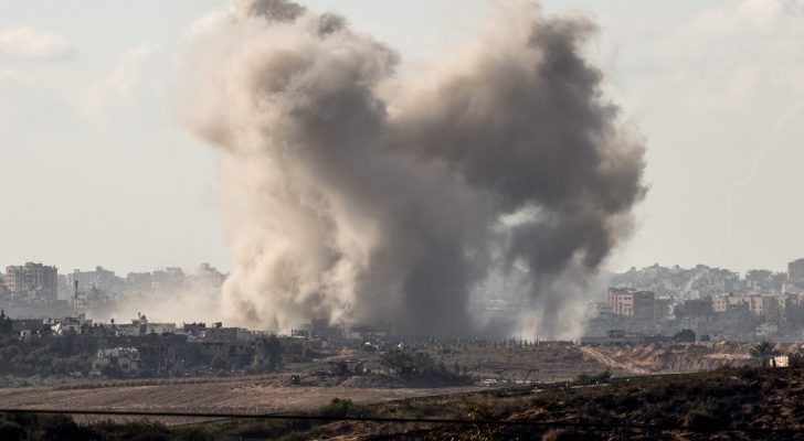الأونروا: مقتل أحد موظفي الوكالة في غارة على غزة ليرتفع عدد القتلى إلى ١٠٣