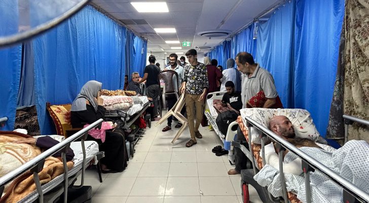 مدير مستشفيات غزة: استشهاد ٦ من مرضى غسل الكلى و٢٢ من العناية المركزة