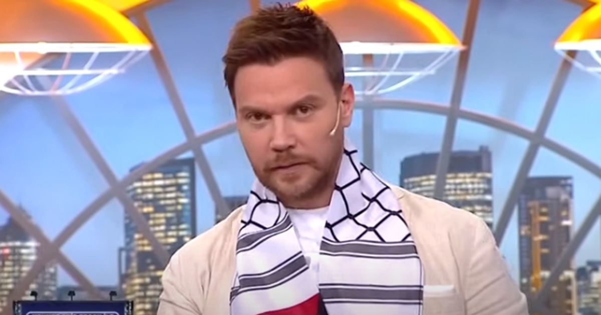فنان تركي يحقق أمنية فتاة فلسطينية من غزة تواصلت معه رغم القصف