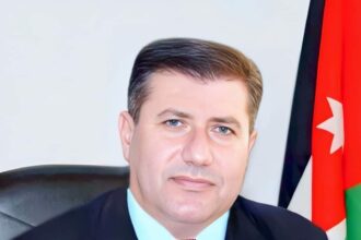 منح زمالة كلية الجراحين الملكية الايرلندية لعميد كلية طب الأسنان في الجامعة الهاشمية