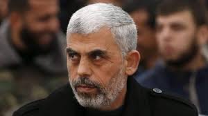 فرنسا تجمد أصول زعيم حركة حماس السنوار
