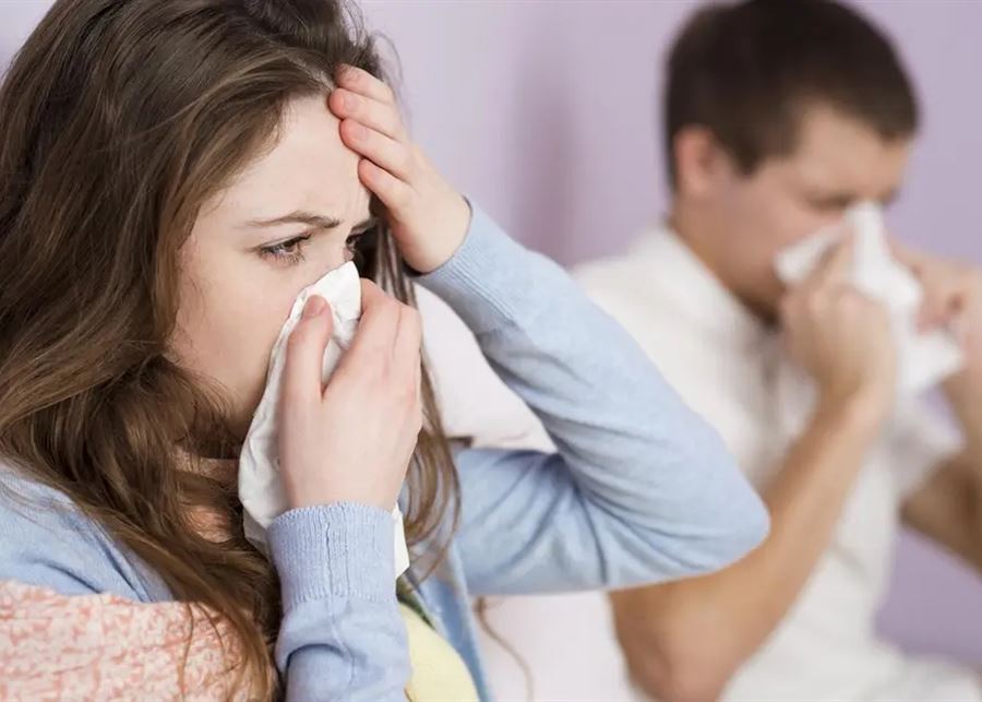 10 علاجات طبيعية لنزلات البرد والإنفلونزا
