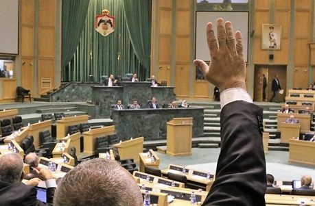 النواب في 2023 : فصل وعقوبات على نواب وقوانين تثير الجدل