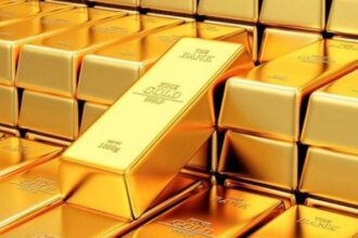 أسعار الذهب عالمياً تتجه لأول انخفاض أسبوعي خلال شهر