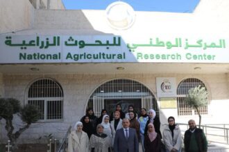 زيارة طلبة التكنولوجيا الحيوية وهندسة الجينات في جامعة فيلادلفيا للبحوث الزراعية