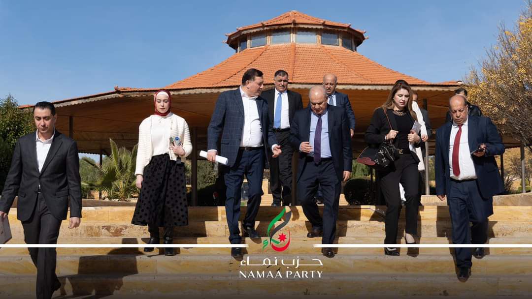 صورة حول : بالصور.. امين عام حزب نماء يشارك في ندوة دور الأردن والهاشميين في الدفاع عن القضية بالصور.. امين عام حزب نماء يشارك في ندوة دور الأردن والهاشميين في الدفاع عن القضية