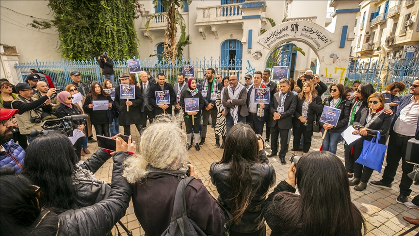 "نحن أصحاب قضية أيضا".. تضامن تونسي مع صحفيي فلسطين