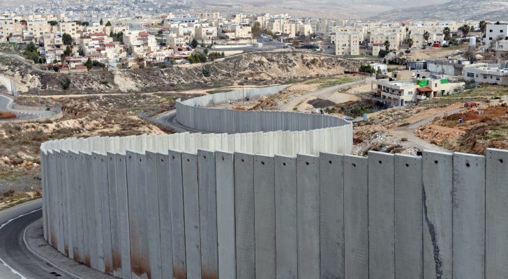 العفو الدولية: على تل أبيب إنهاء احتلال فلسطين لوقف تأجيج نظام الفصل العنصري