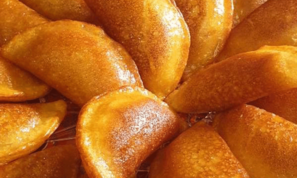 القطايف" اشهر الأطباق في رمضان
