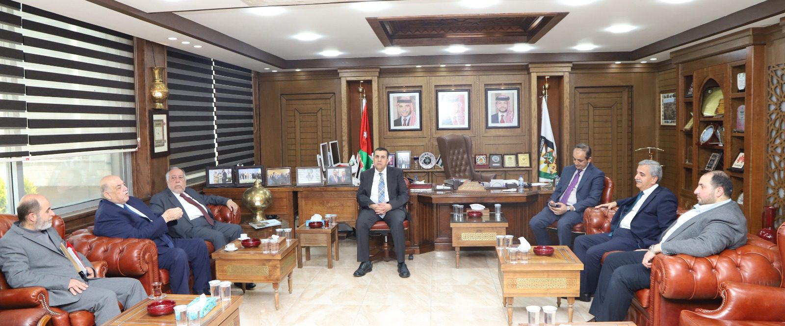 صرف 60 دينارا شهريا لـ200 طالبة في جامعة البلقاء التطبيقية