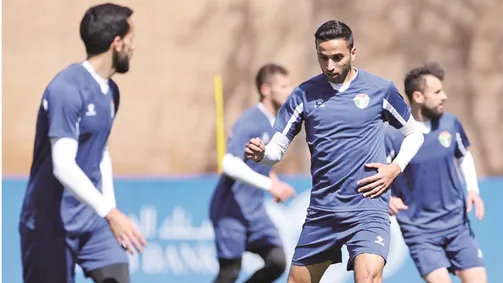 النشامى" يبدأ معسكرا داخليا.. وتساؤلات بشأن فتوى الإفطار أمام باكستان