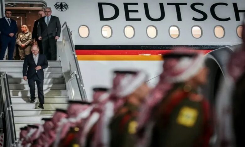 الملك يلتقي المستشار الألماني اليوم