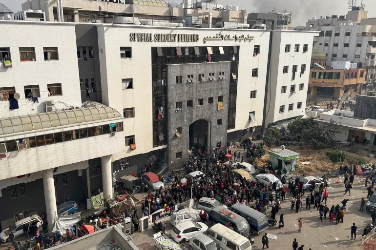 صحة غزة: المحتجزون بمجمع الشفاء صائمون منذ 48 ساعة