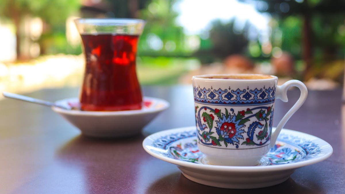 الشاي والقهوة يزيدان العطش في رمضان