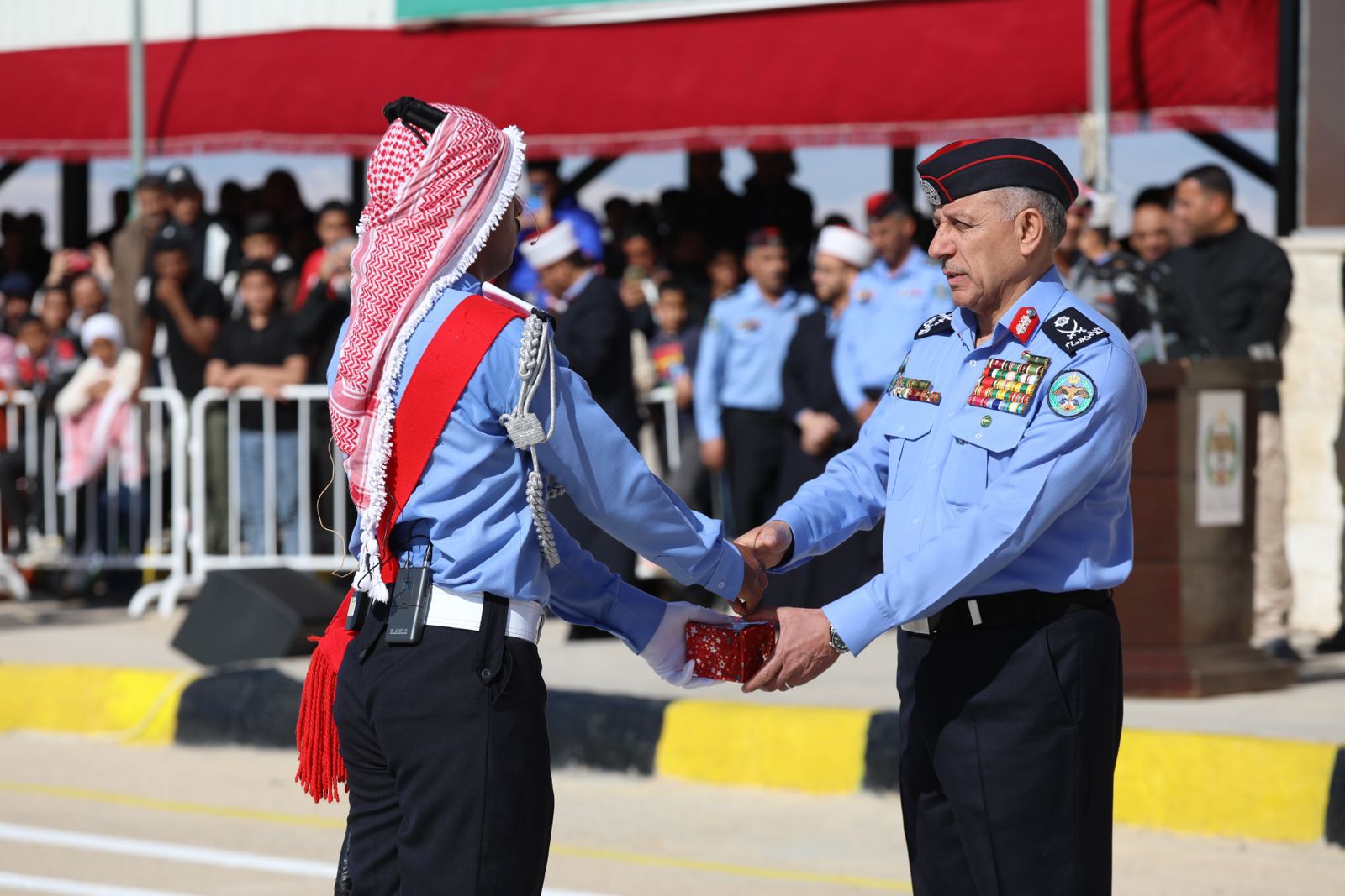 المعايطة يرعى مراسم تخريج كوكبة من مستجدي الأمن العام