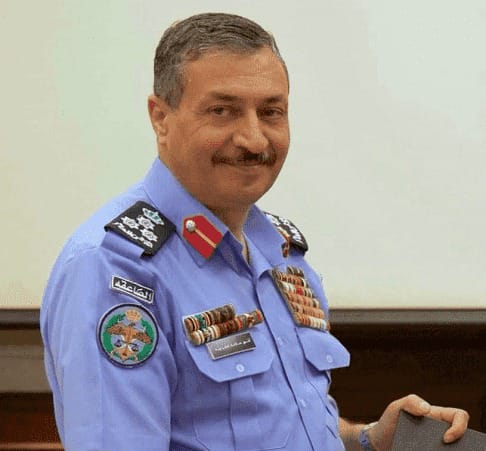 الباشا انور الطراونه رجل وطن بكل ما تحمله الكلمه من معنى