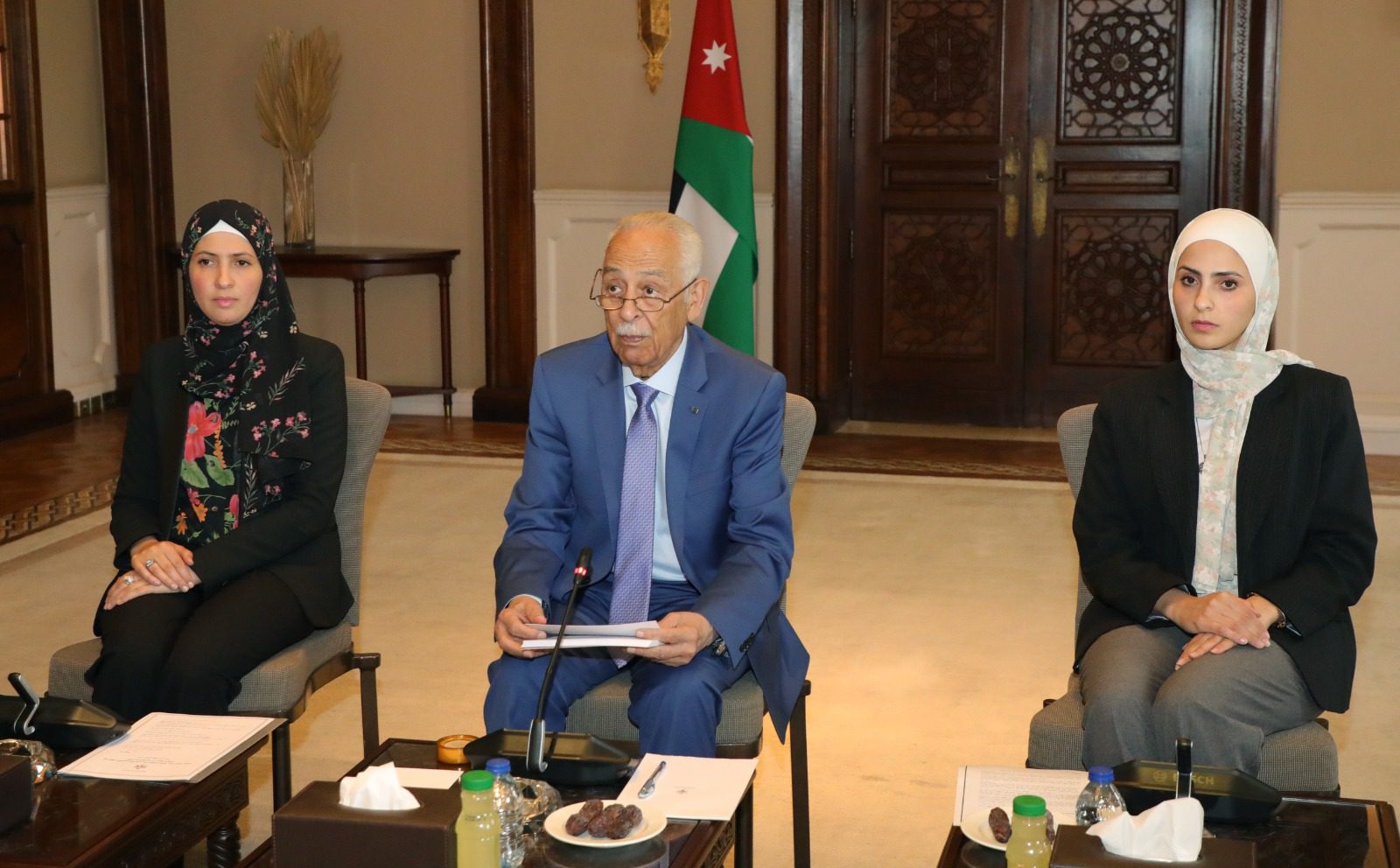 رئيس الديوان الملكي يلتقي وفدين من رابطة الفنانين التشكيليين والتقدم الأكاديمي التربوي