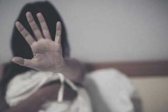 ممرض يهتك عرض مريضة ومحكمة الجنايات تحكم