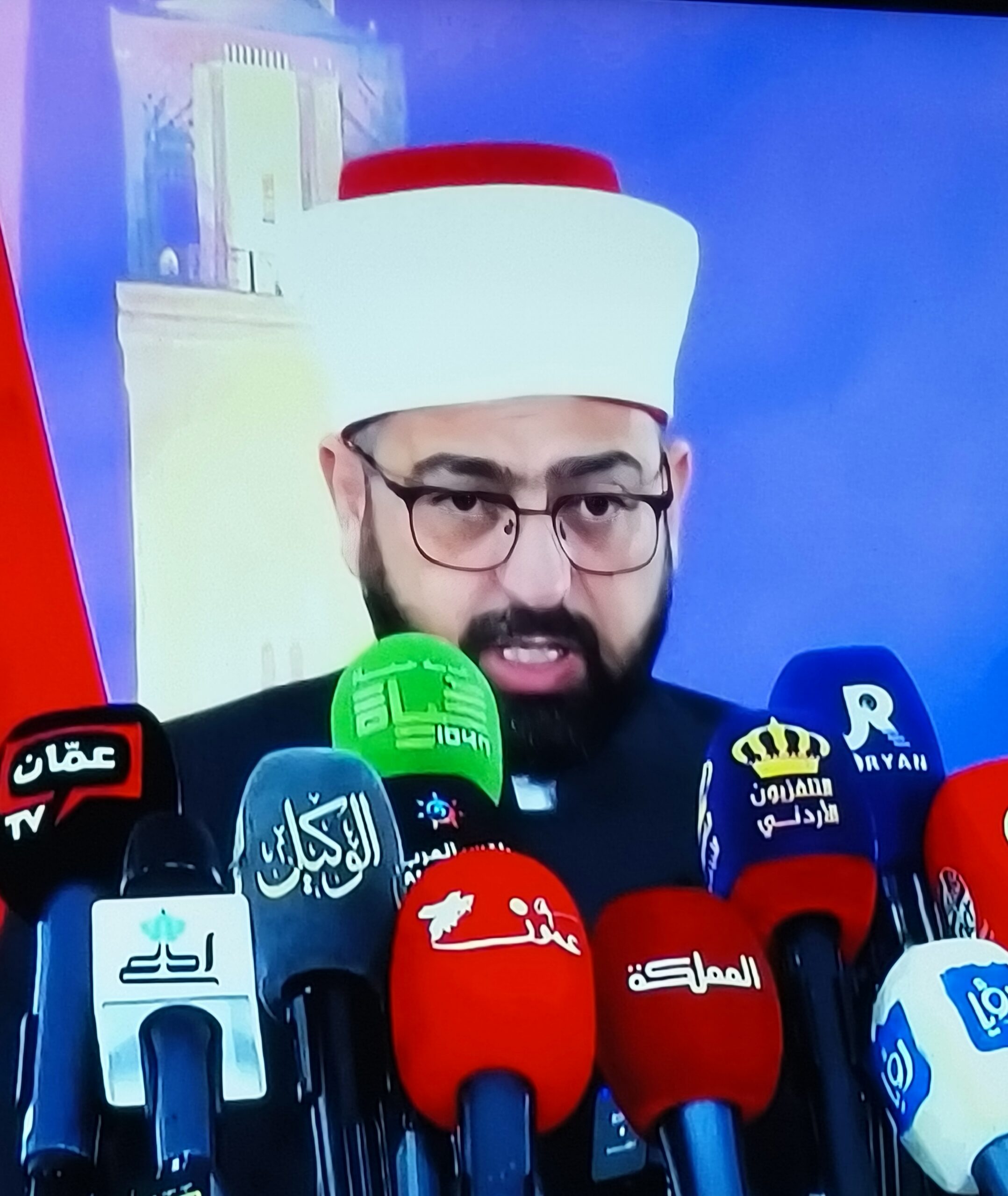 صراحة نيوز تبارك بحلول عيد الفطر المبارك
