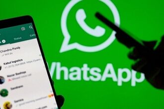 ميزة "بيبول نيرباي" تستخدم في واتساب تقنية بلوتوث لنقل الملفات بين الأجهزة (مواقع التواصل الاجتماعي)