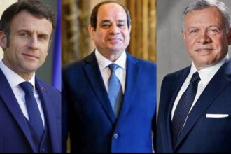 صحيفتا الرأي والأهرام المصرية تنشران مقالا مشتركا للملك والرئيس المصري والرئيس الفرنسي: يجب وقف إطلاق النار في غزة الآن