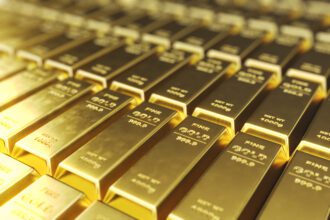سعر الذهب يصل إلى مستوى قياسي جديد ويستعد لتحقيق مكاسب أسبوعية للأسبوع الرابع على التوالي