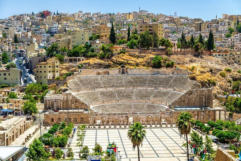 يشهد الأردن أجواء لطيفة نهار يوم السبت، مع درجات حرارة معتدلة