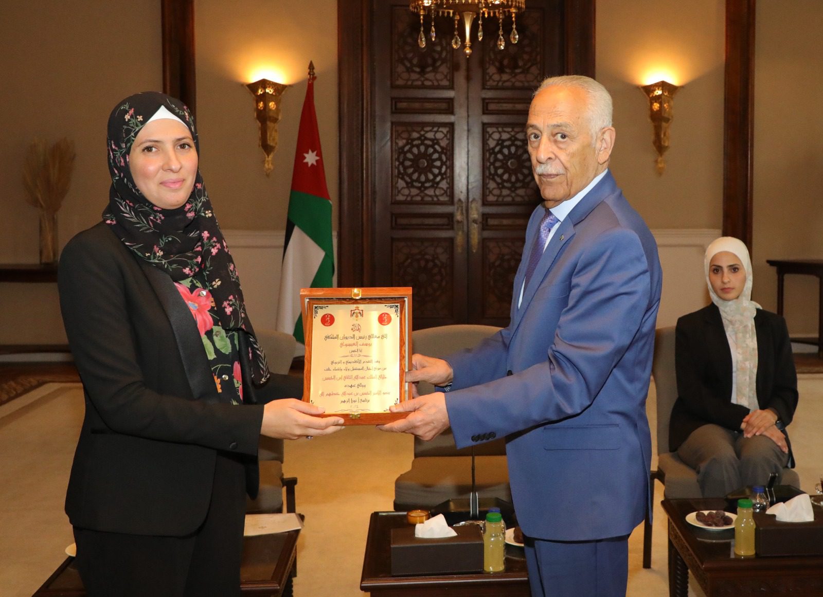 رئيس الديوان الملكي يلتقي وفدين من رابطة الفنانين التشكيليين والتقدم الأكاديمي التربوي