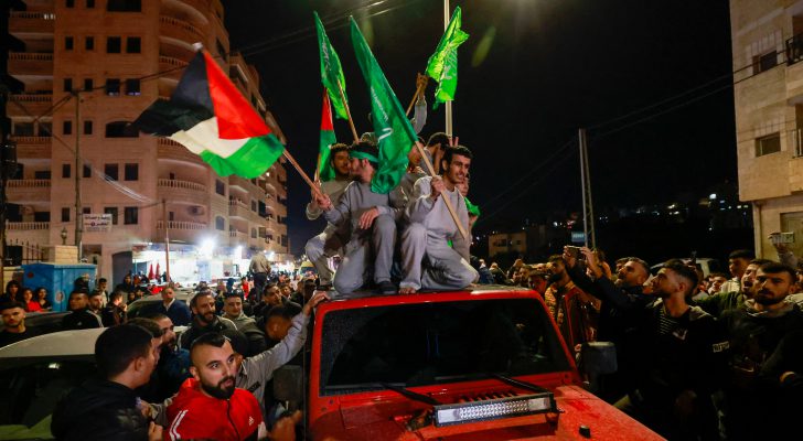 الاحتلال يُعيد اعتقال 15 محررًا أفرج عَنهم فِي صفقة التبادل الأخيرة