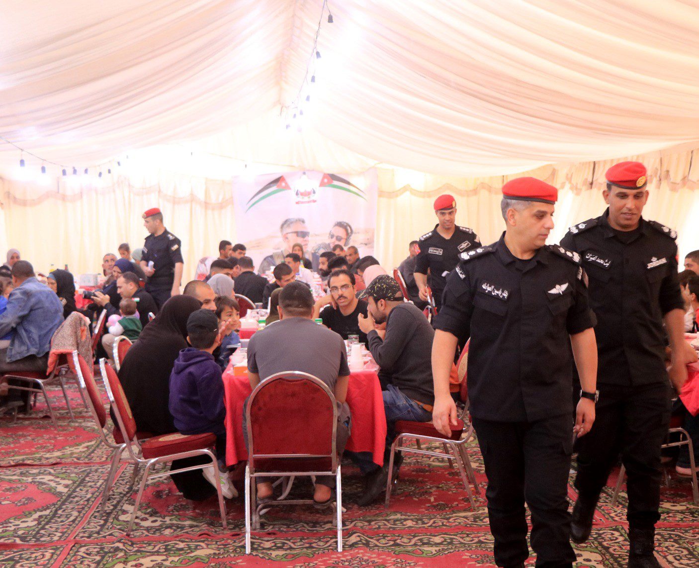 إفطارات رمضانية للنزلاء وذويهم على موائد مركز الاصلاح والتأهيل العسكري