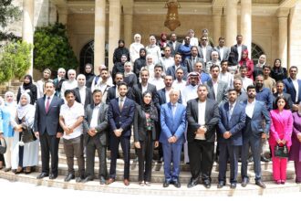 رئيس الديوان الملكي يلتقي وفدين من رابطة الفنانين التشكيليين والتقدم الأكاديمي التربوي