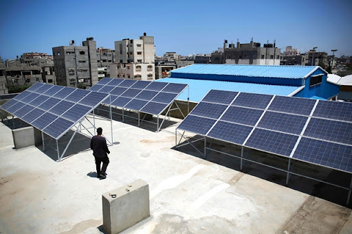 اللجنة العليا للإعمار الفلسطيني :بدأنا بتزويد شمال قطاع غزة بالطاقة الشمسية