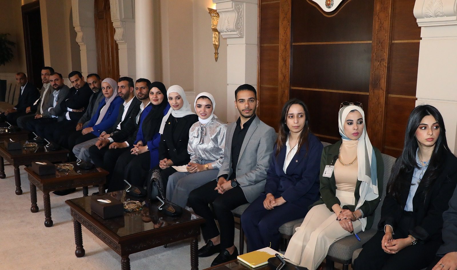 العيسوي يلتقي شباب من برنامج الزمالة البرلماني وهيئة شباب كلنا الأردن